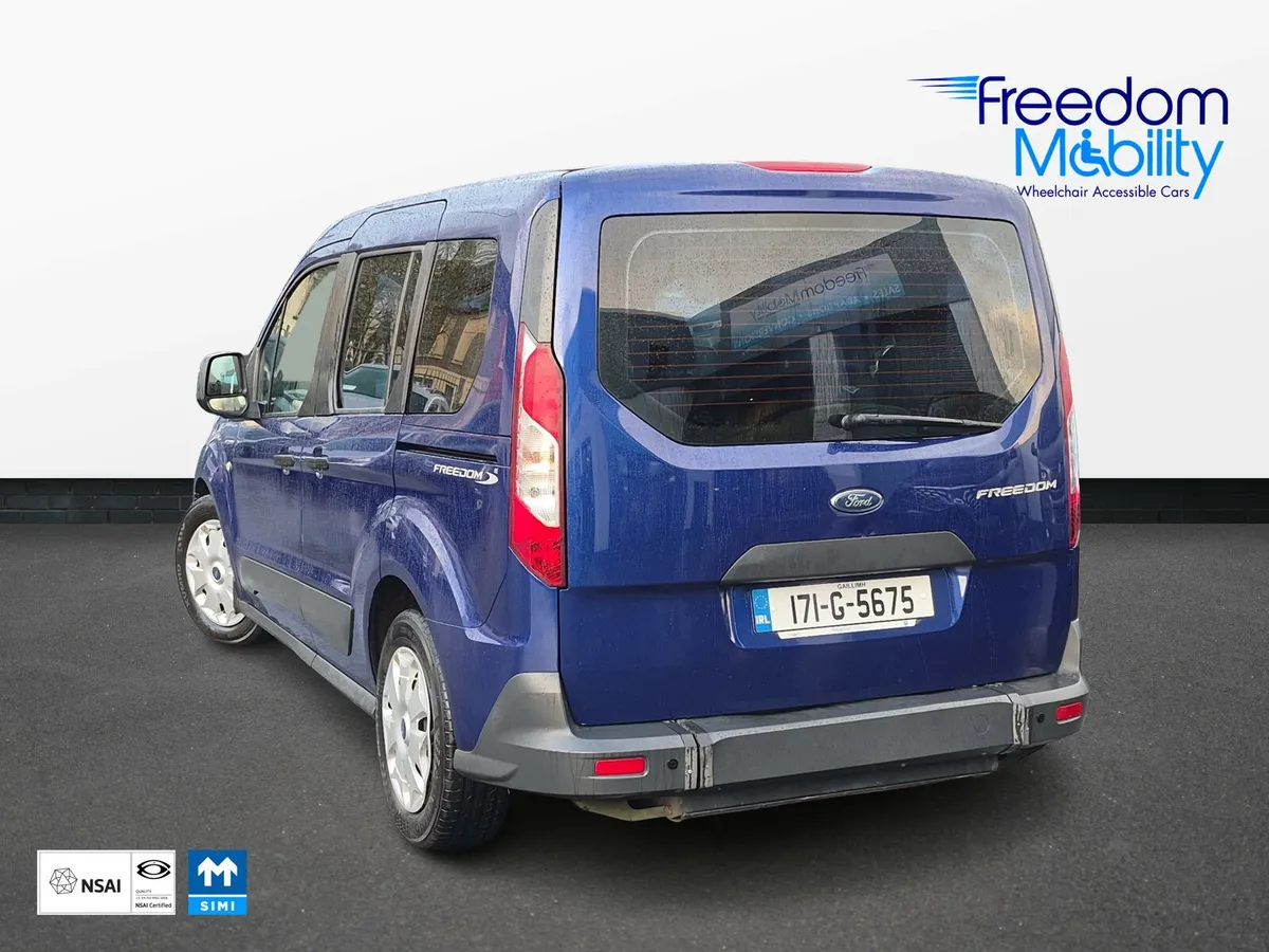 Ford Tourneo Connect Wheelchair Access - Image 4