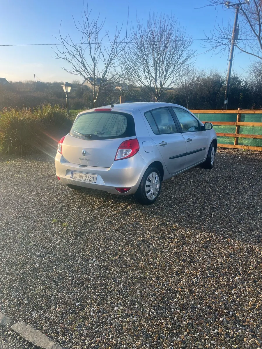 Renault Clio - Image 4