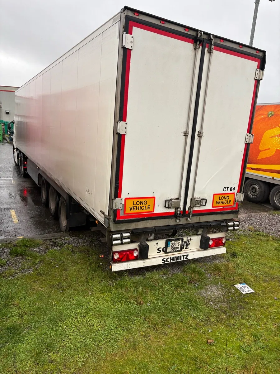 Schmitz Fridge - Image 4