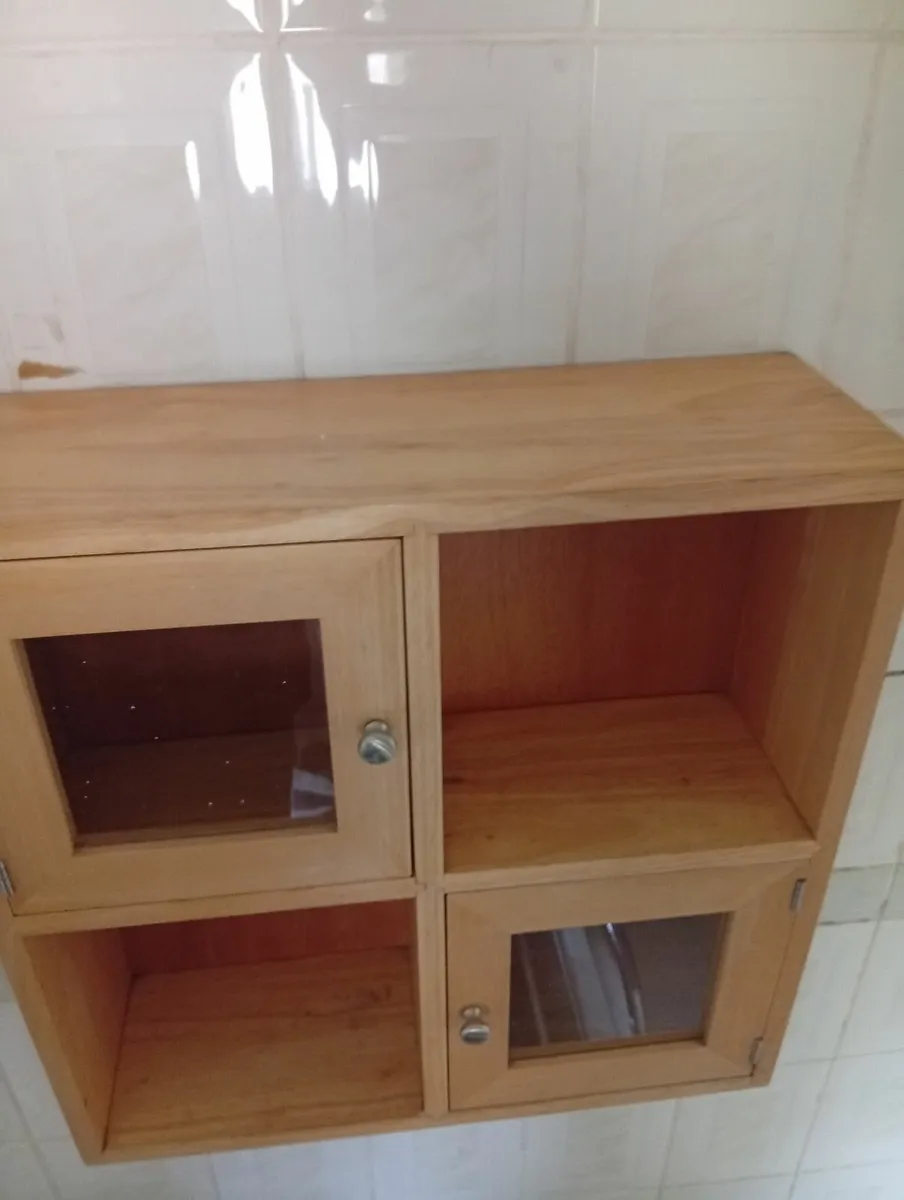 Oak Solid Quality Bathroom cabinet storage unit - Image 3