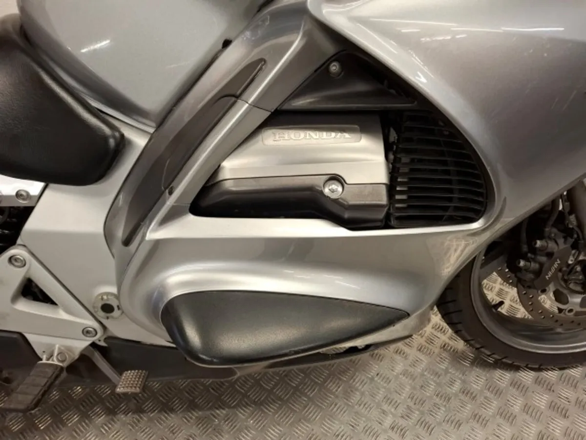 Honda Paneuropean 1300 2005 - Image 4