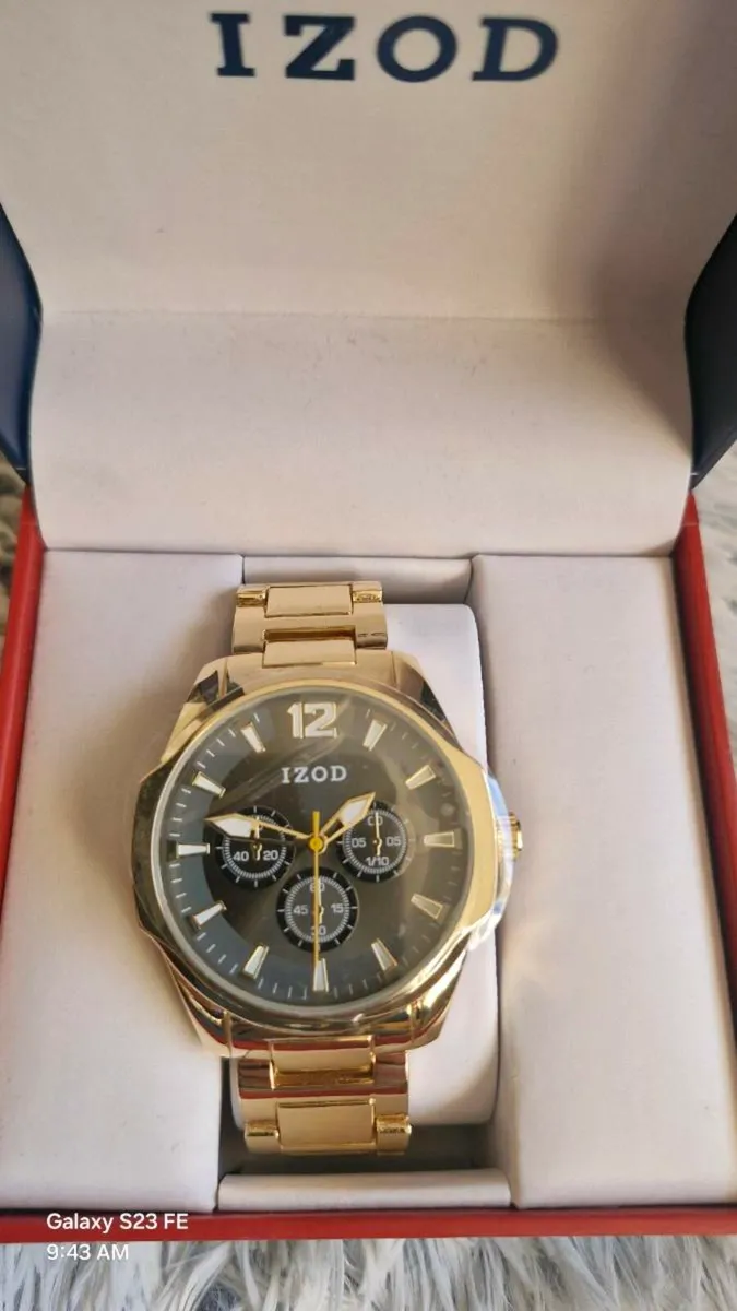 Izod men's gunmetal bracelet watch - Image 3