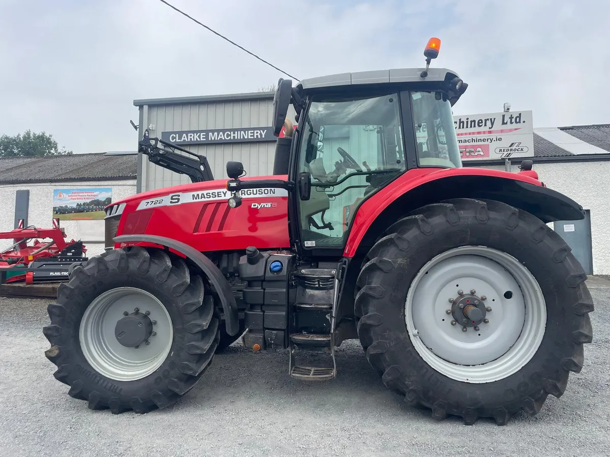Massey Ferguson 7722 S Dyna 6 Tractor - Image 2