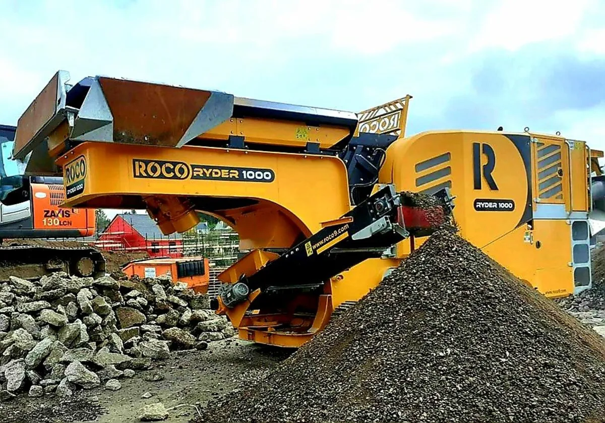 POWERFUL MOBILE CRUSHER & SCREENER HIRE - Image 1