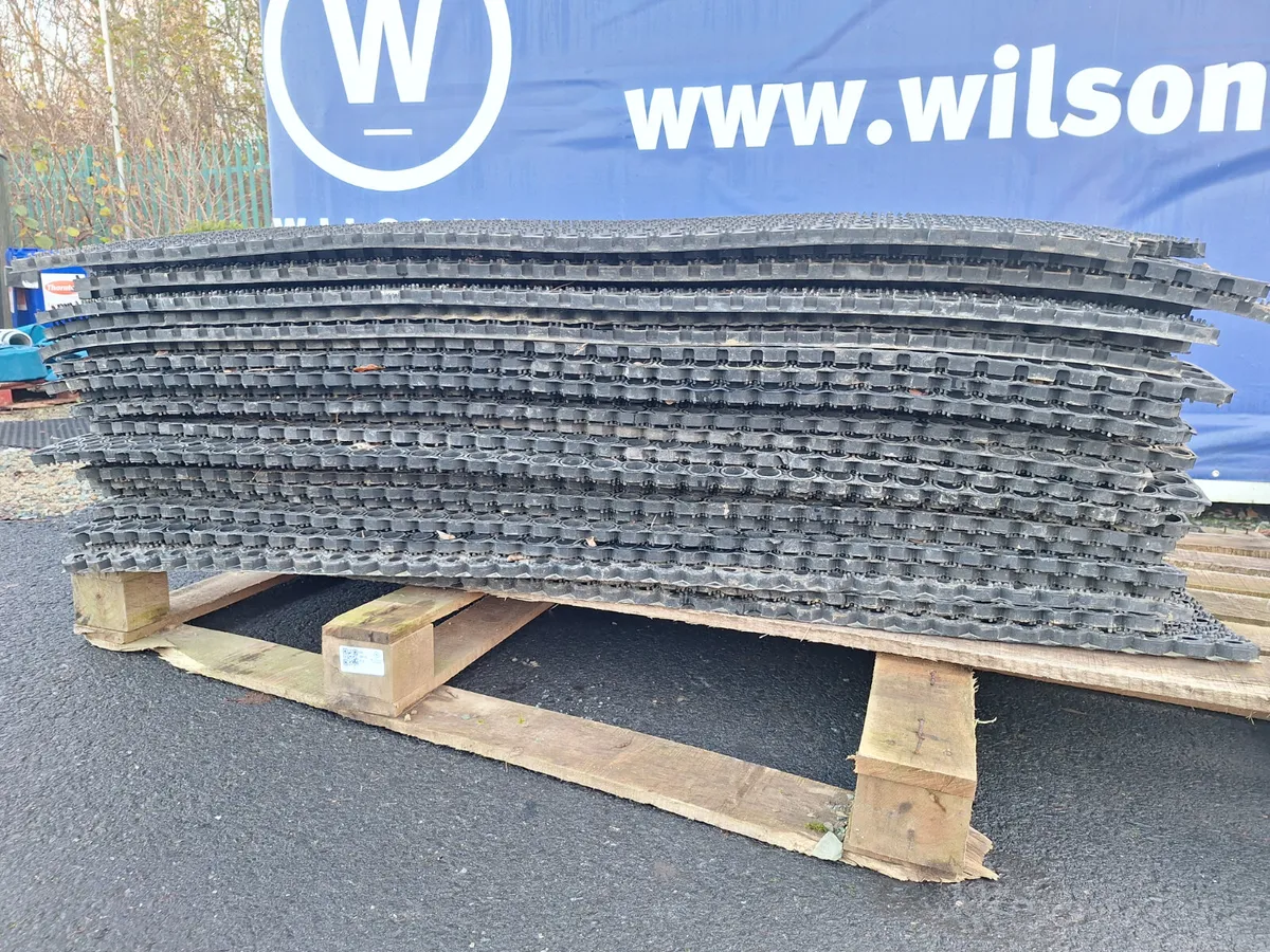 Selection of Rubber Mats For Auction - Image 4