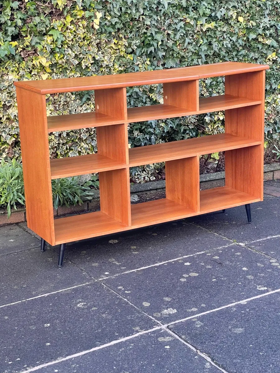 Mid century giant media chest - Image 2