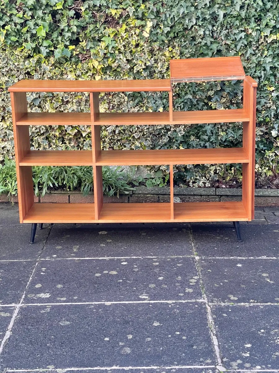 Mid century giant media chest - Image 3