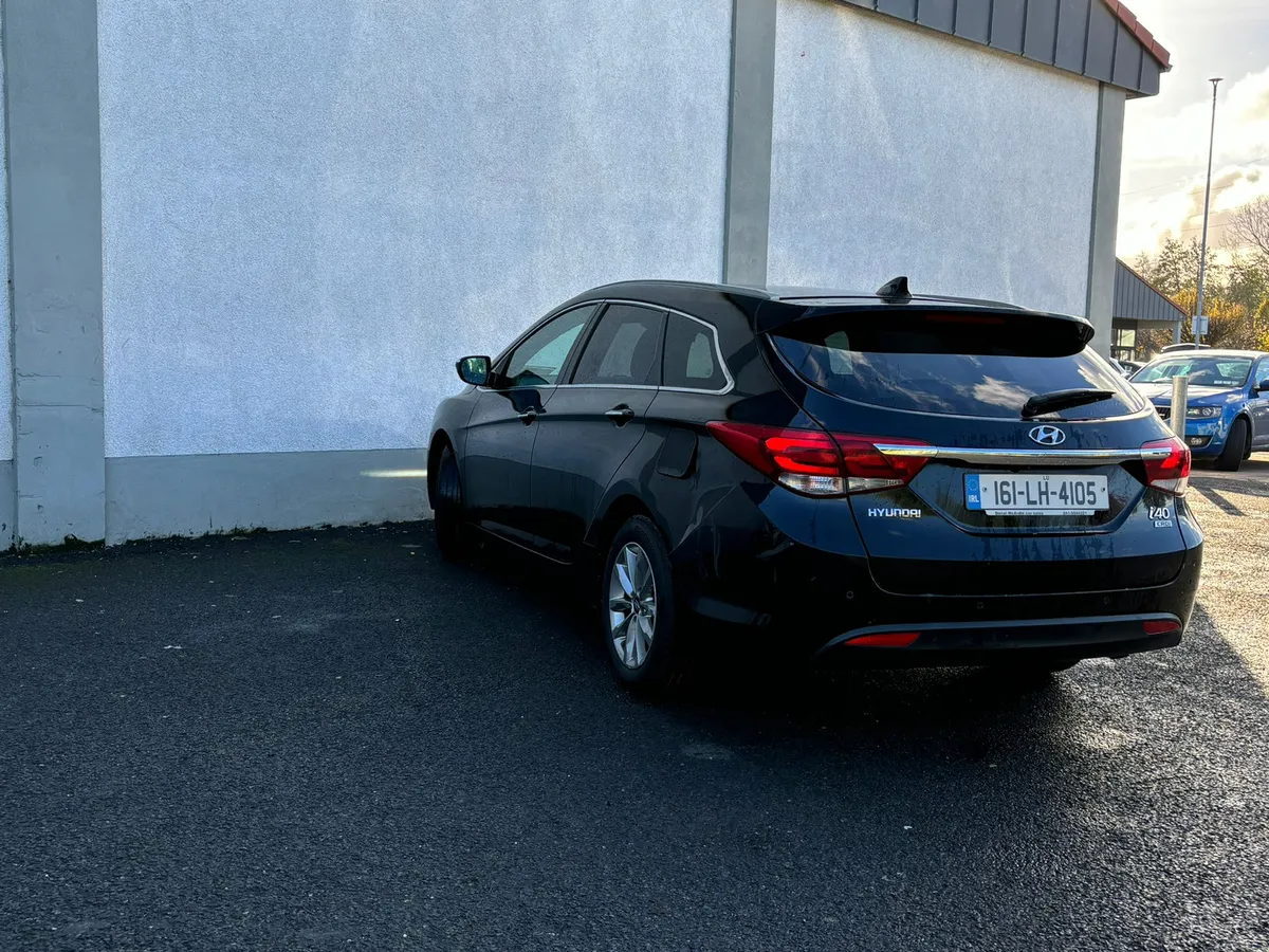 Hyundai i40 High Spec NCT 08/26 - Image 3