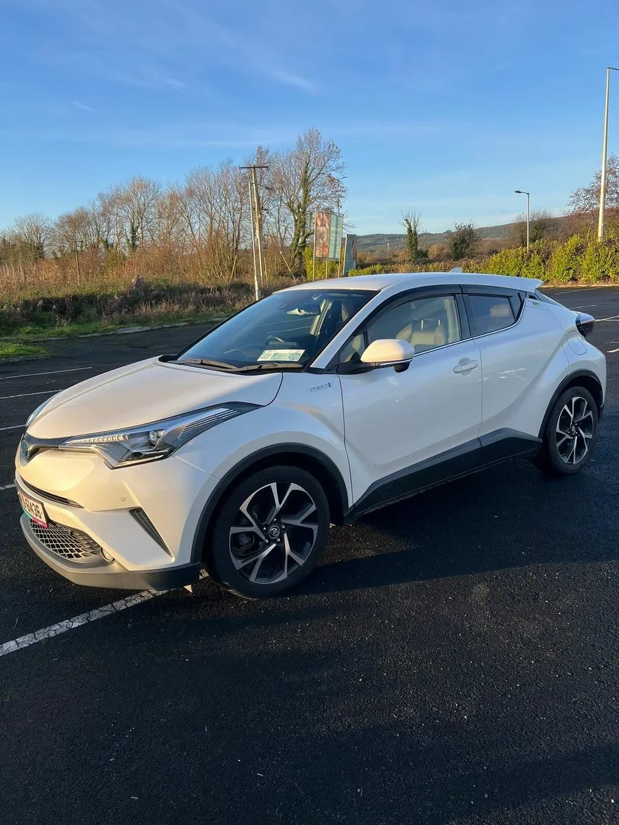 Toyota CH-R - Image 1