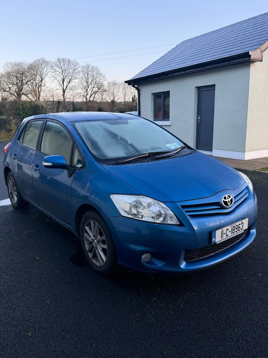Toyota Auris 2011 **Low Mileage** - Image 2