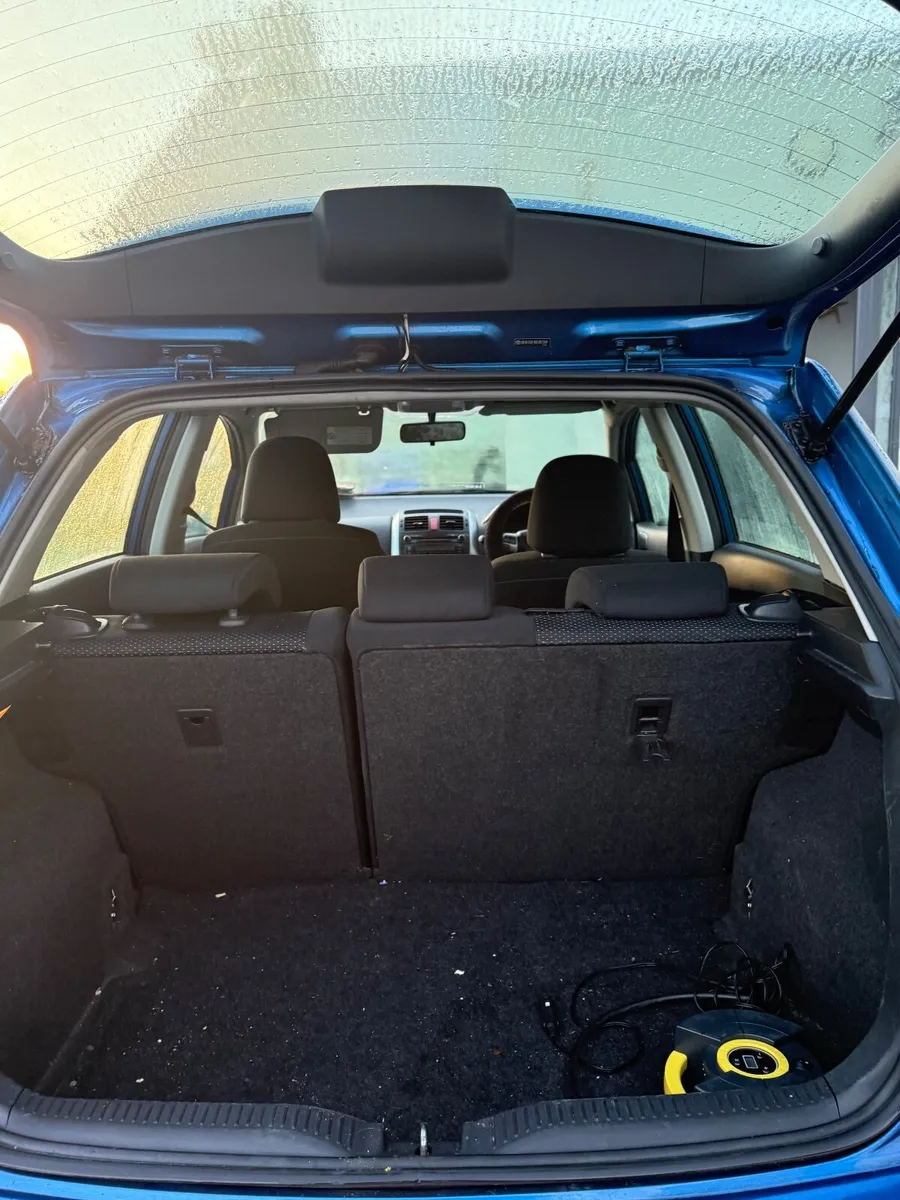 Toyota Auris 2011 **Low Mileage** - Image 3