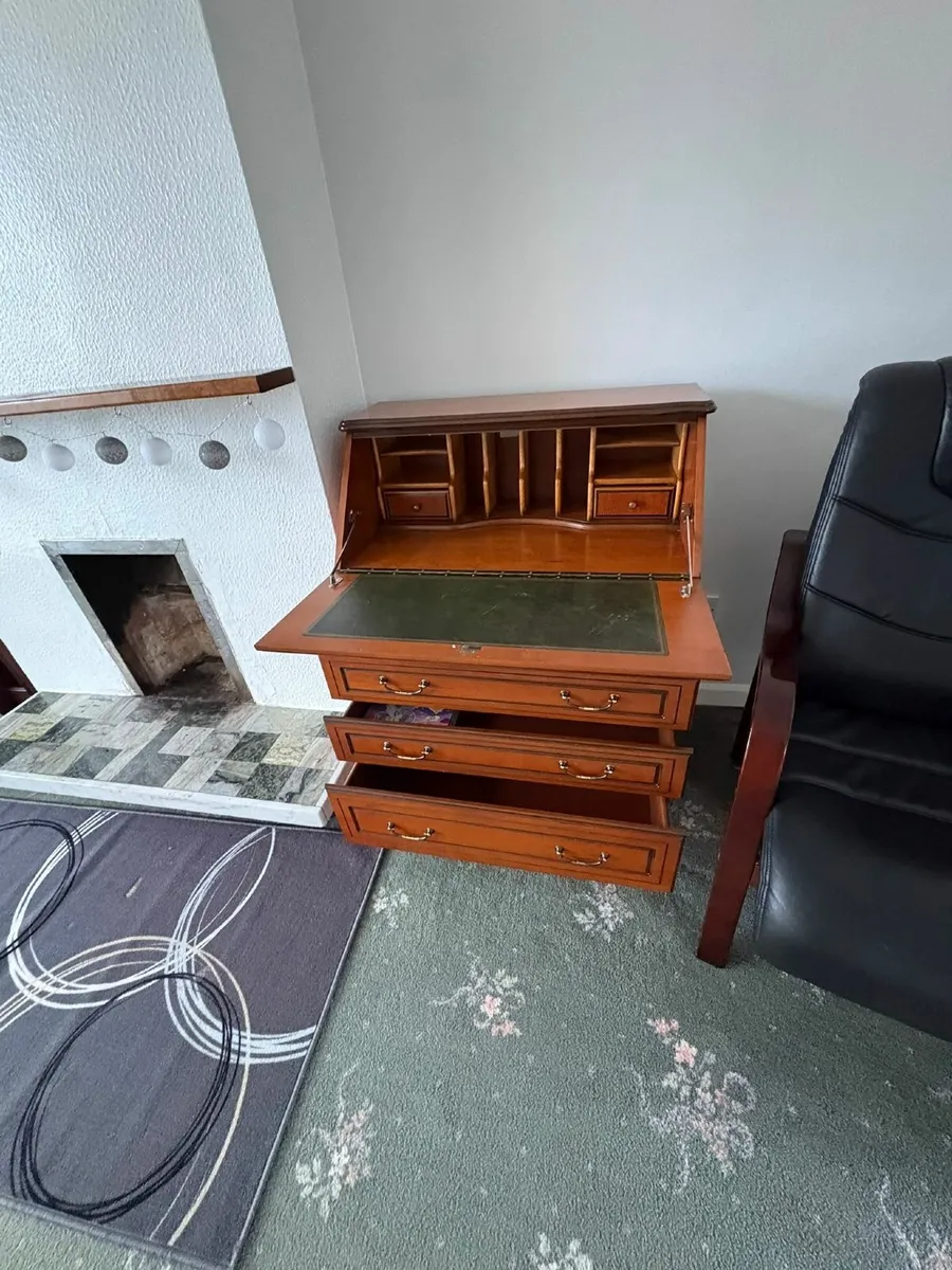 Writing Bureau - Image 1
