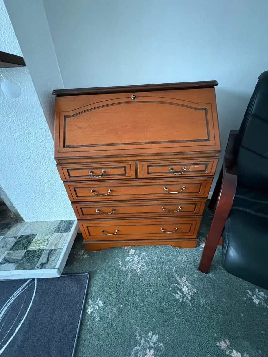 Writing Bureau - Image 2