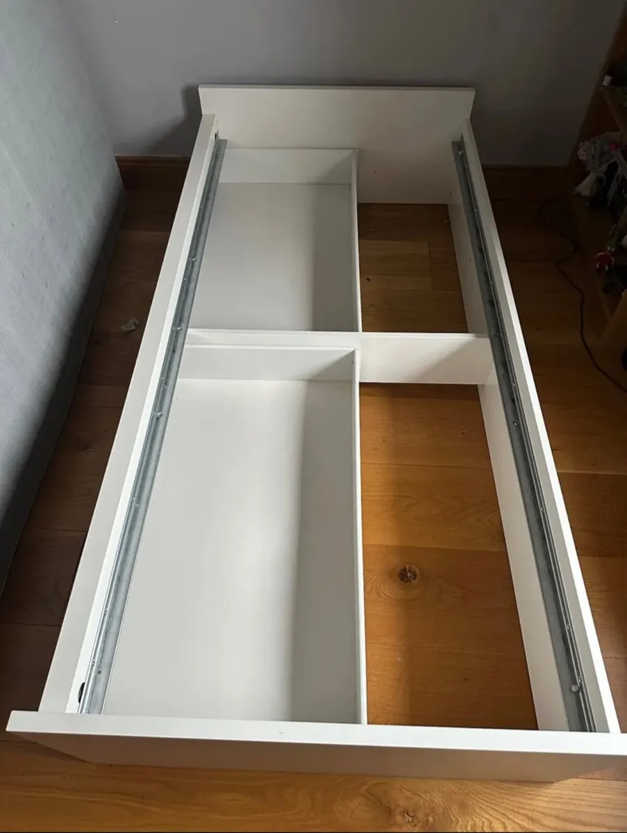 FREE IKEA Single bed with mattress - Image 2
