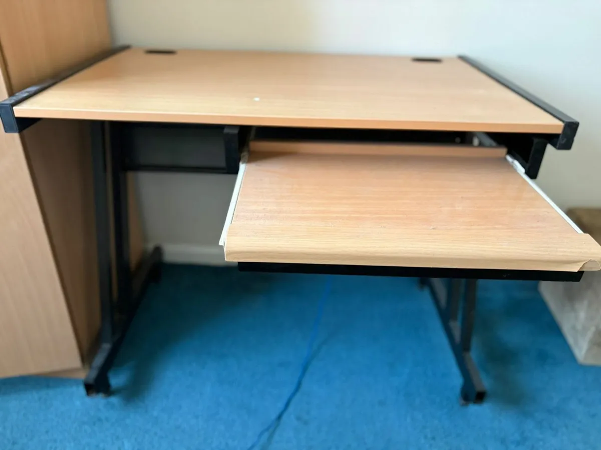 Desk FREE - Image 1