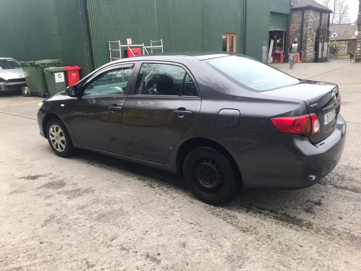 2010 Toyota Corolla - Image 2