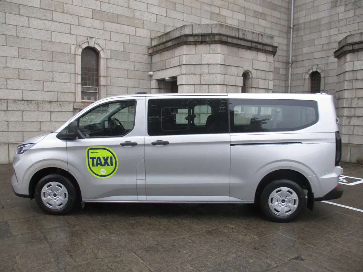 W/C ACCESSIBLE FORD TRANSIT LWB AUTO 2.0TD 9 SEAT - Image 4