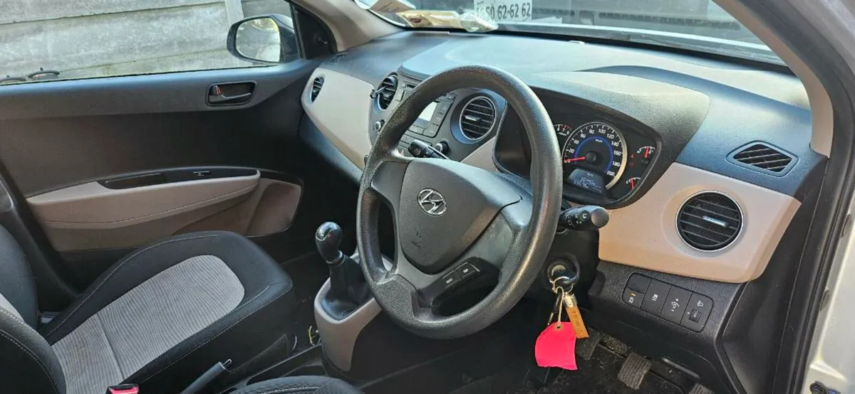 HYUNDAI I10 2016 BREAKING FOR PARTS - Image 4