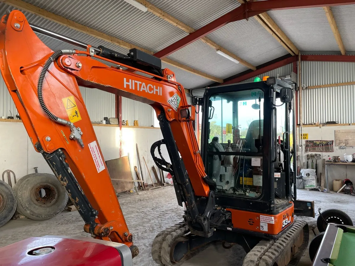 Hitachi 33 u - Image 1