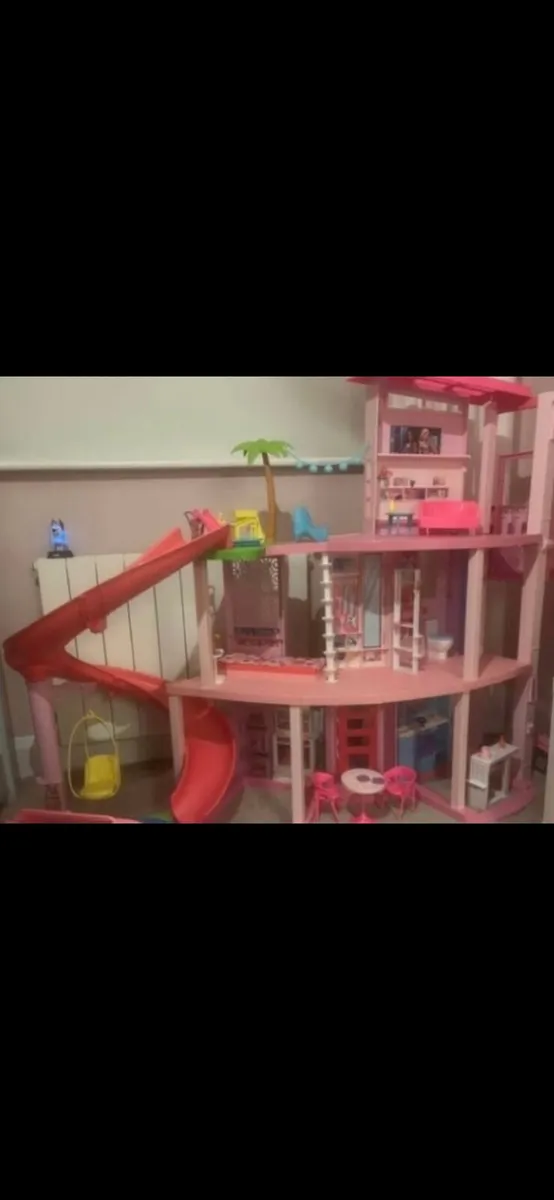 Barbie dream house
