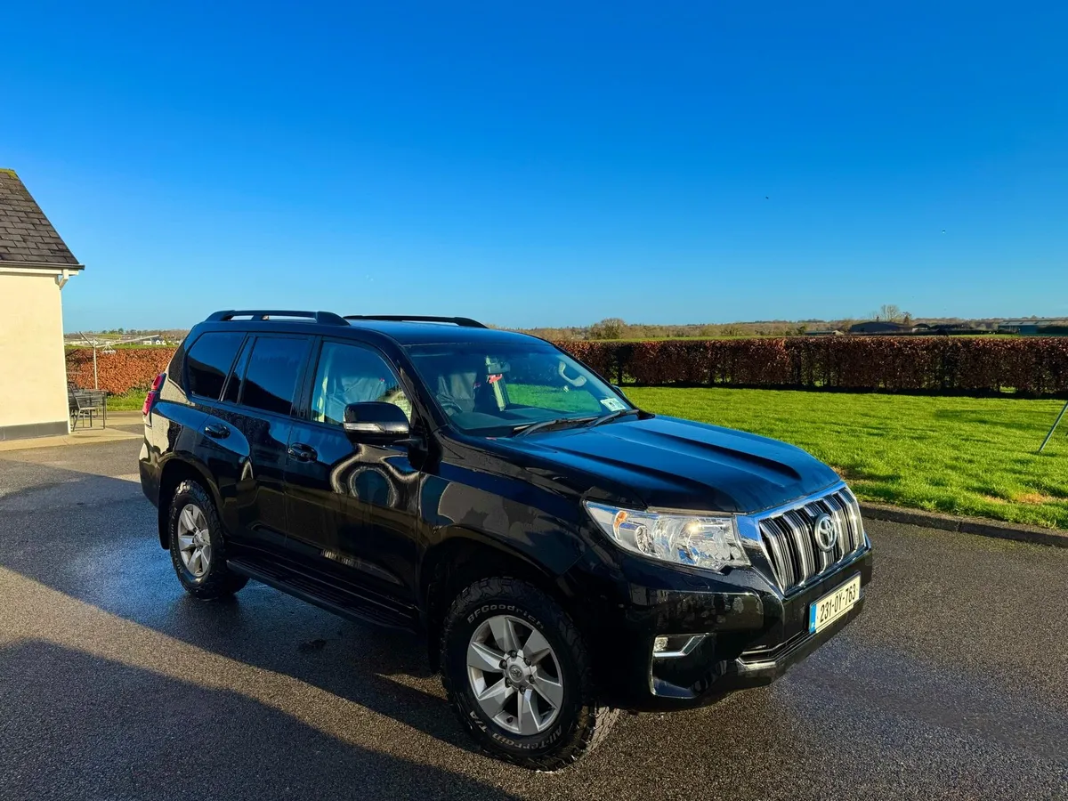 Land Cruiser,2023, 51km ,owner - Image 1