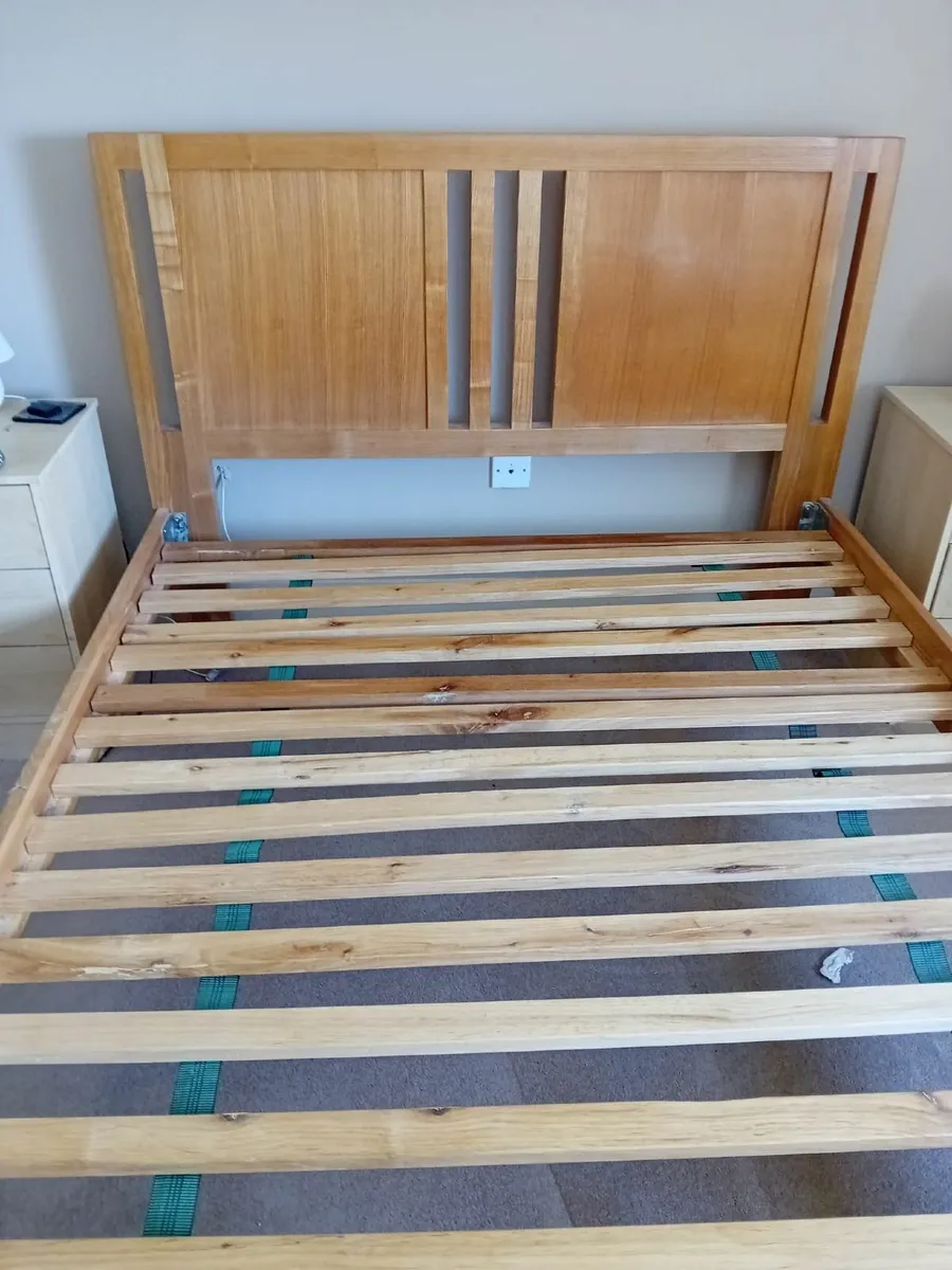 Bed Frame - Side Drawers - Lamps - Image 1