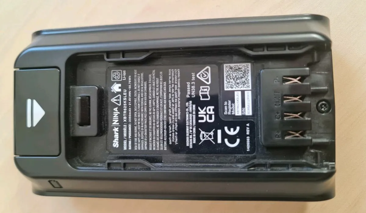 Shark vaccum New battery - Image 4