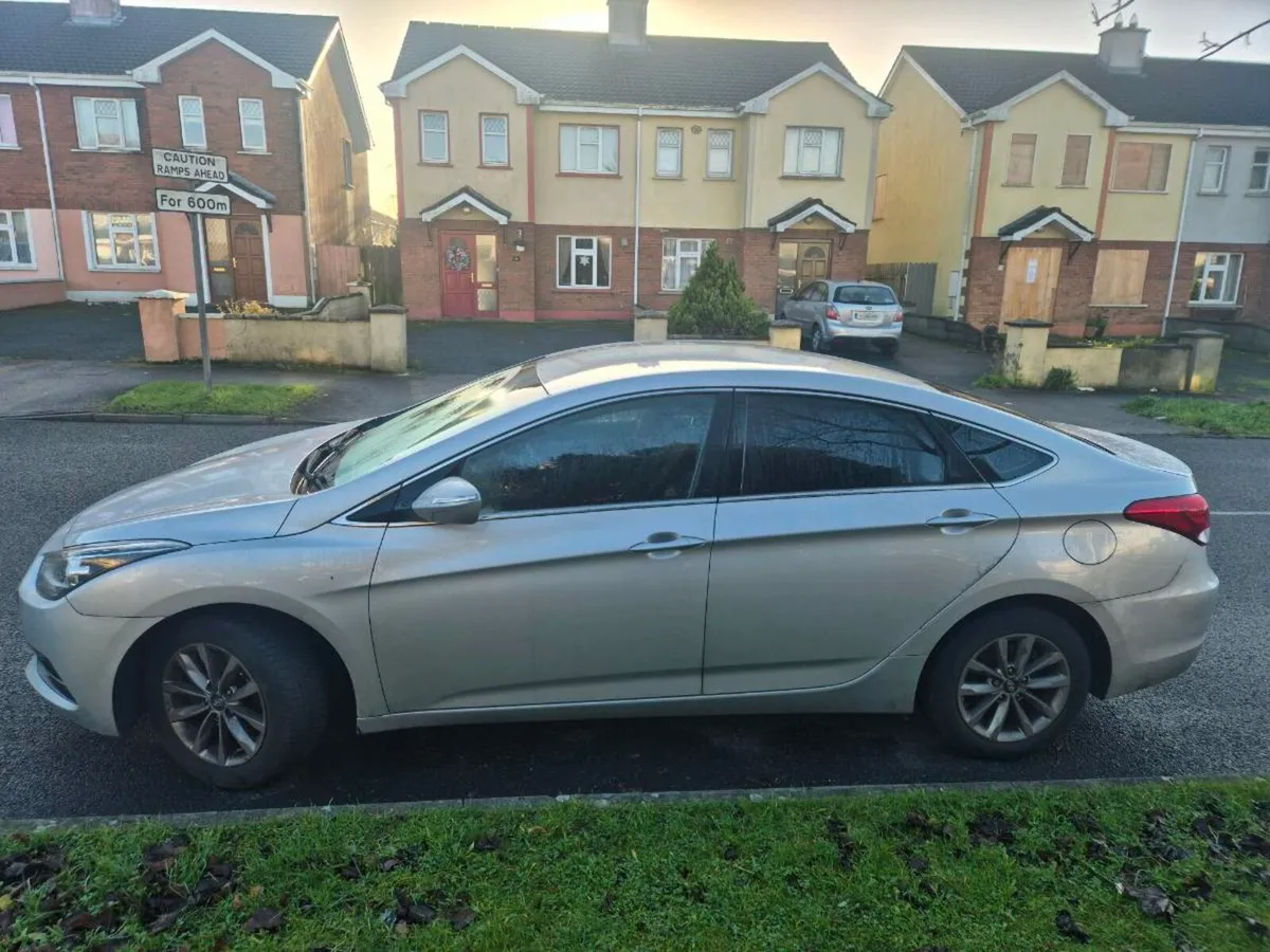 161 hyundai i40 NEEDS ENGINE. - Image 1