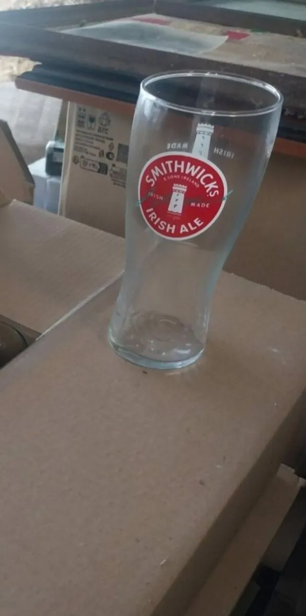 Pint glasses - Image 2