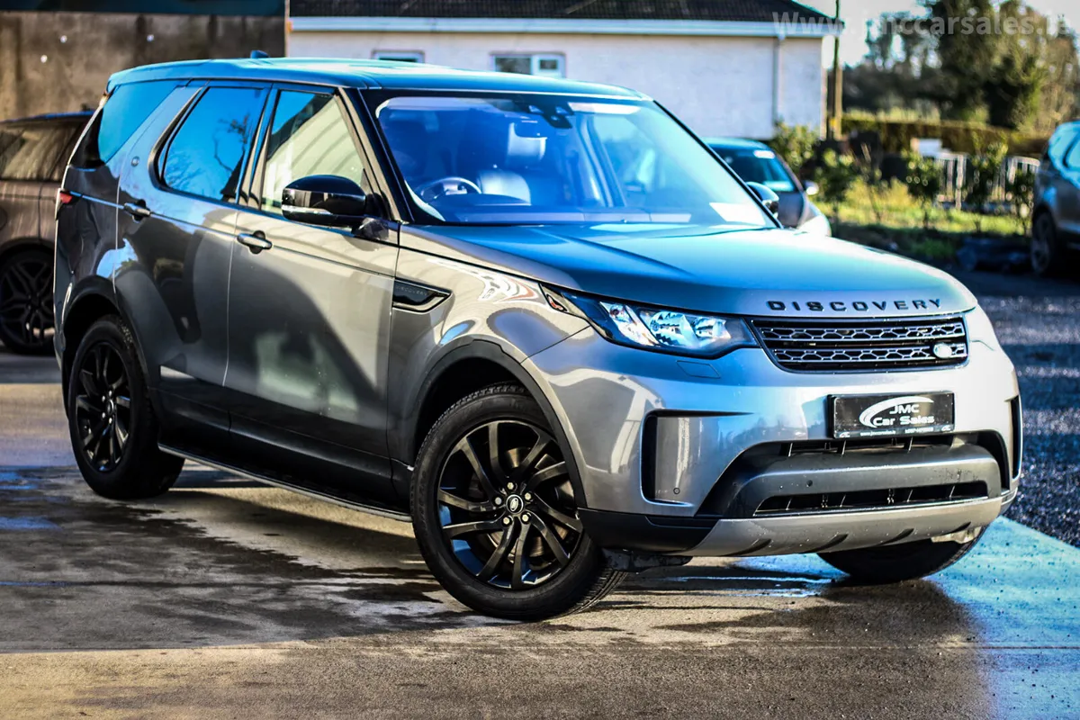 LOW MILES 2017 LAND ROVER DISCOVERY - Image 3
