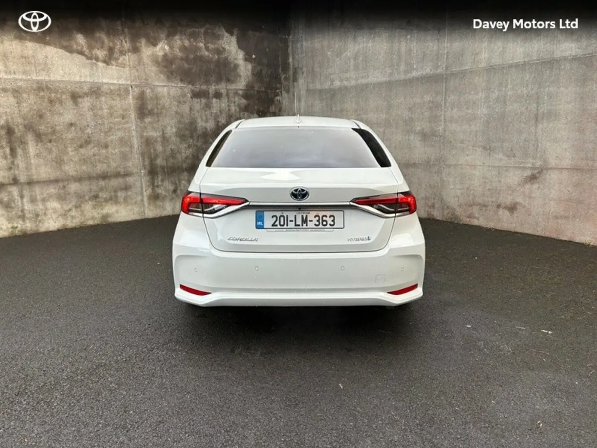 Toyota Corolla HYBRID SOL 4DR AUTO - Image 4
