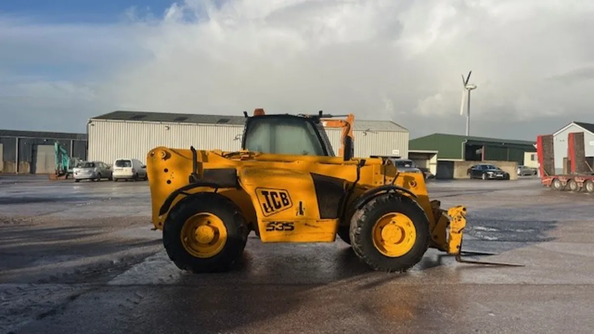 2003 JCB 535 95 - Image 3