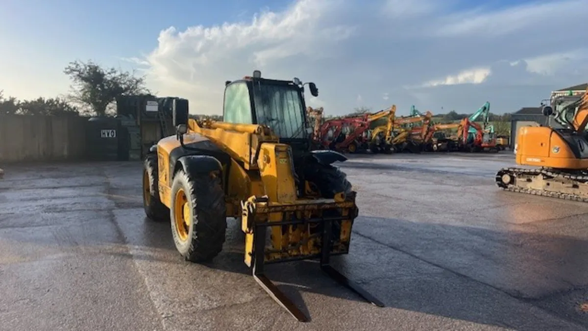 2003 JCB 535 95 - Image 4