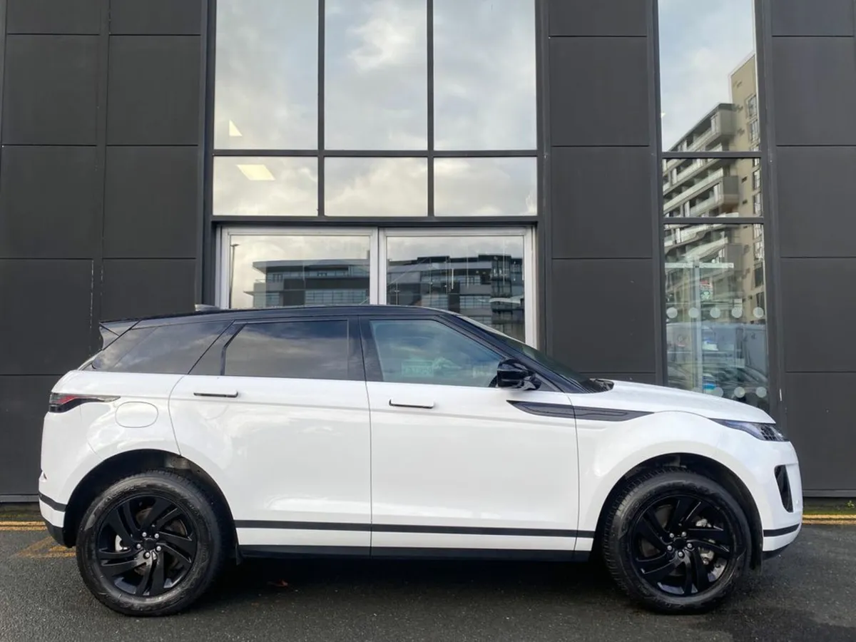 Land Rover Range Rover Evoque P300e R-Dynamic AWD - Image 4
