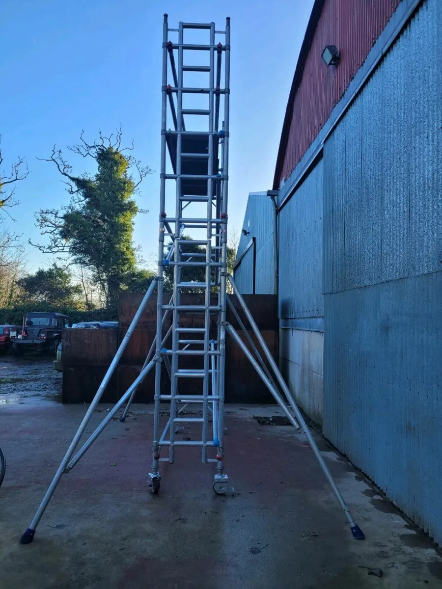 Aluminium scaffold tower, FREE DELIVERY - Image 4