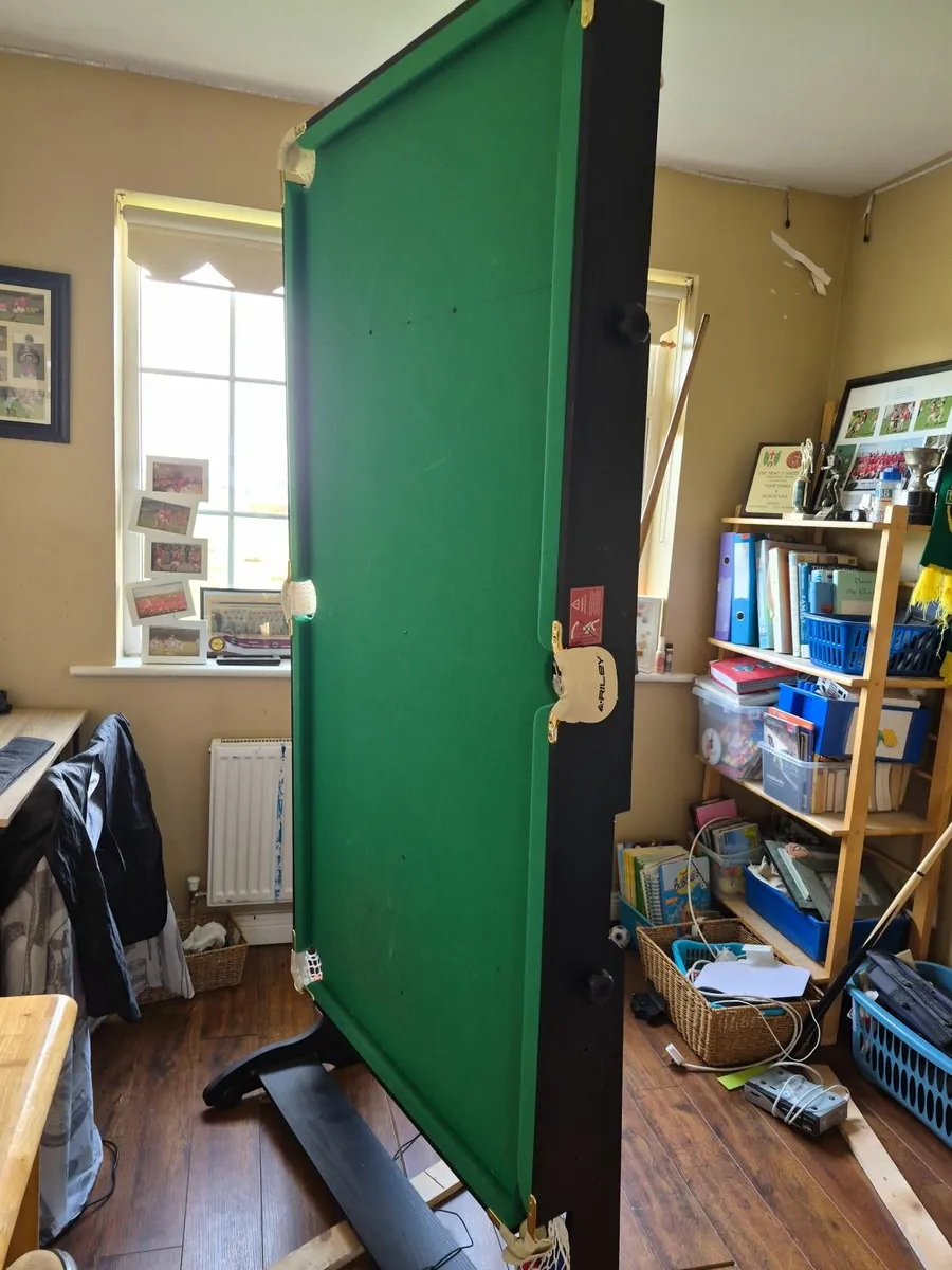 Fold up 6 foot Riley pool table - Image 2