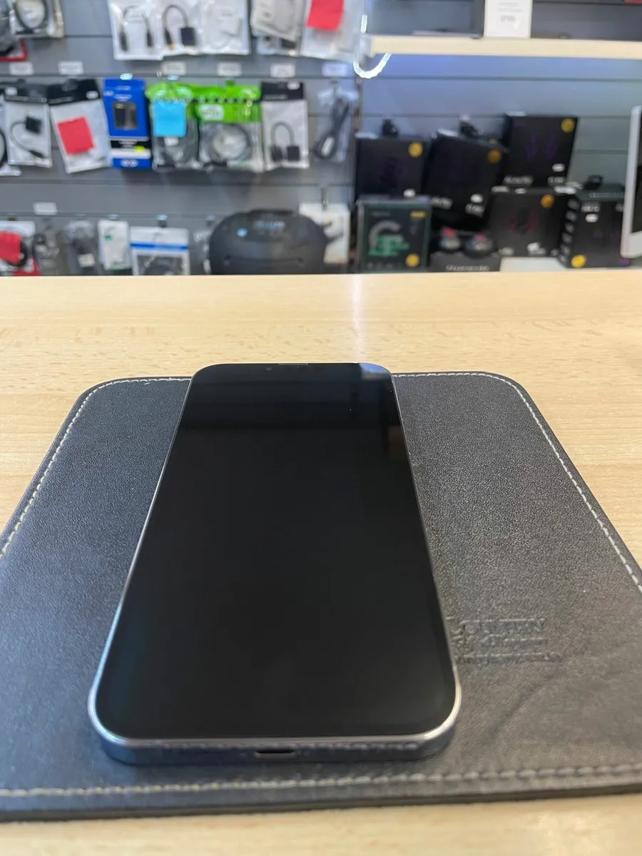 Apple iPhone 13 Pro Max 256GB - Image 2