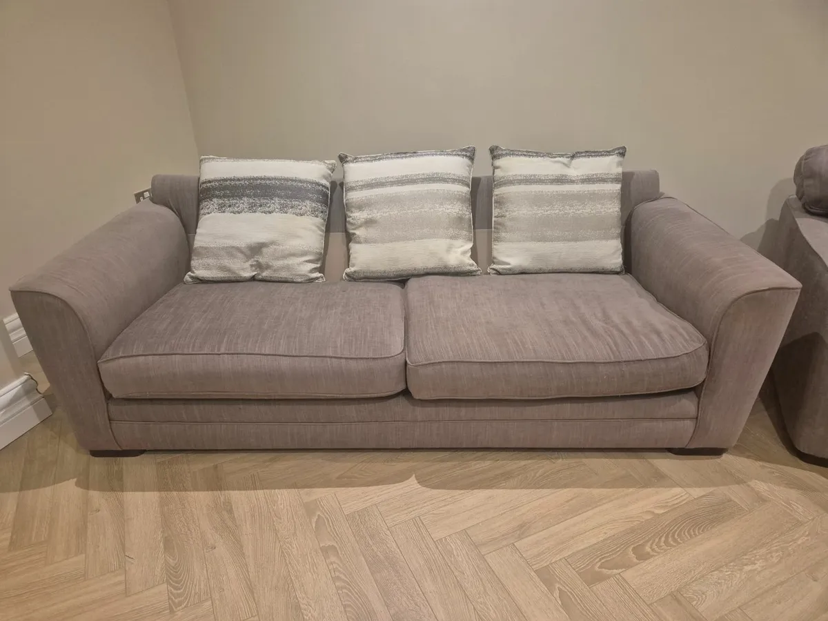 Sofas - Image 3