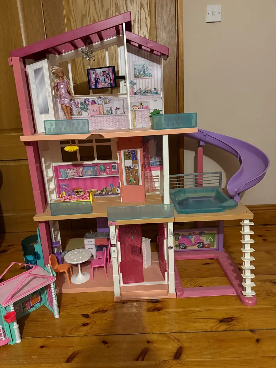 Barbie Dream House