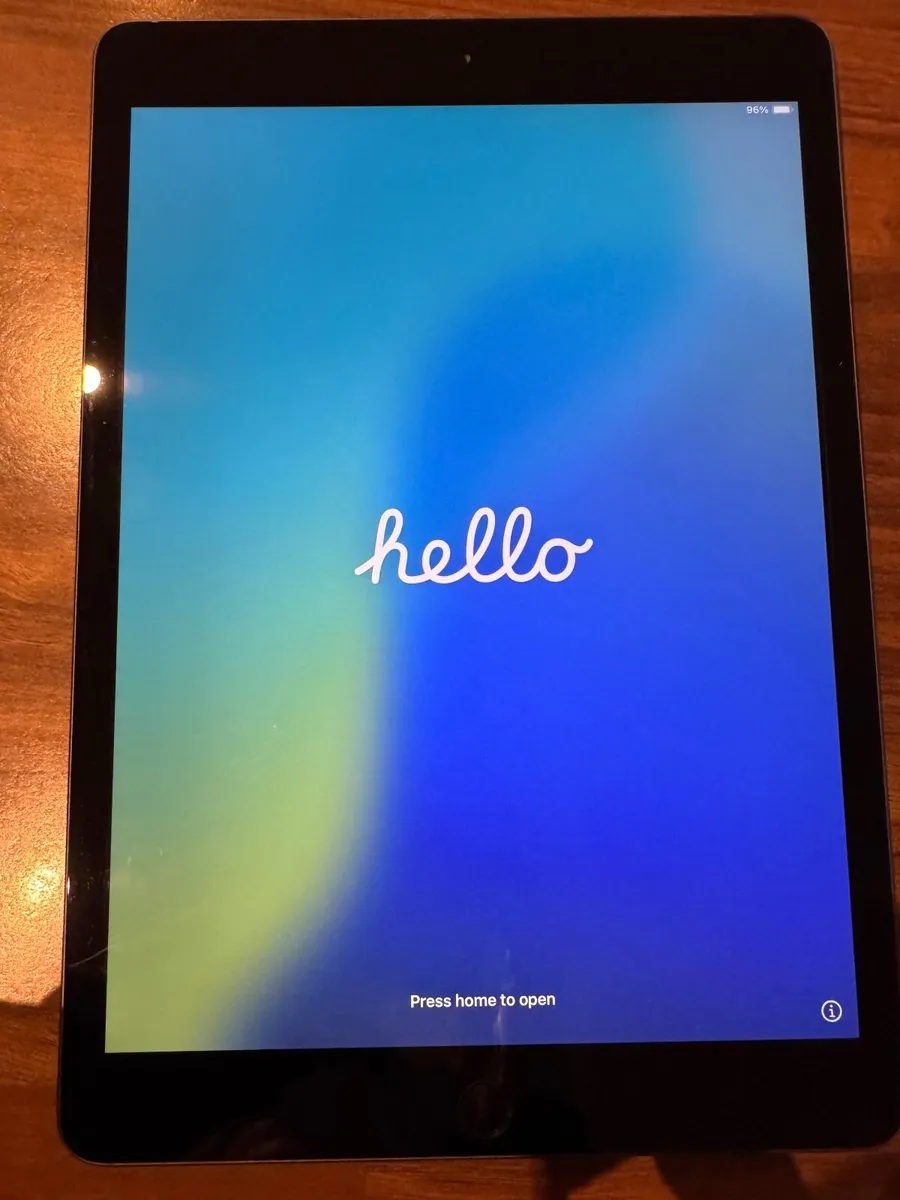 iPad 7th Generation - Image 1