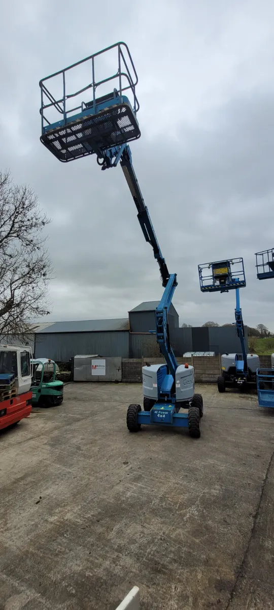 Genie Boom lift - Image 3