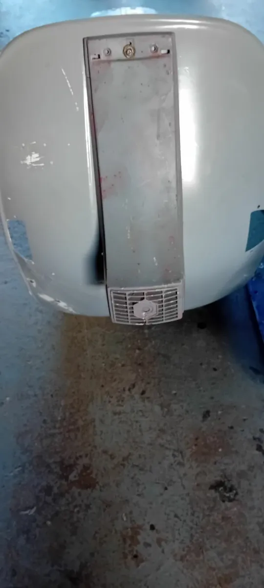 Vespa parts to clear - Image 3