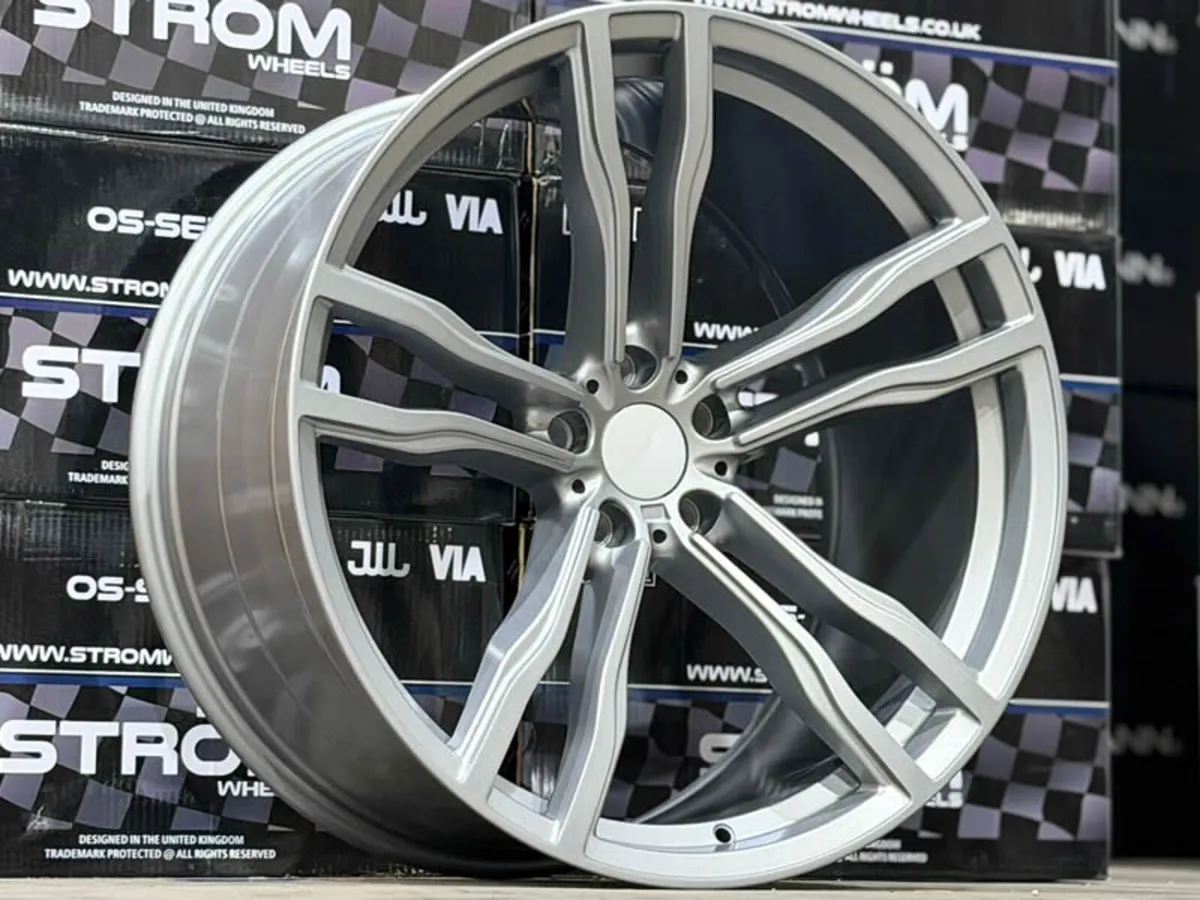 22" X6M Style Alloys & Tyres For BMW X5 F15 - Image 1