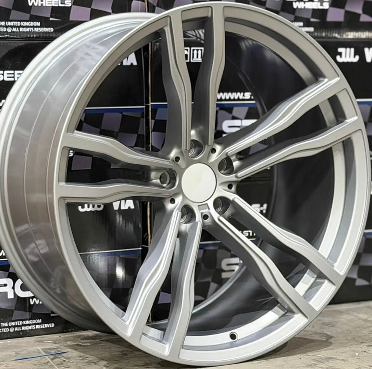22" X6M Style Alloys & Tyres For BMW X5 F15 - Image 2