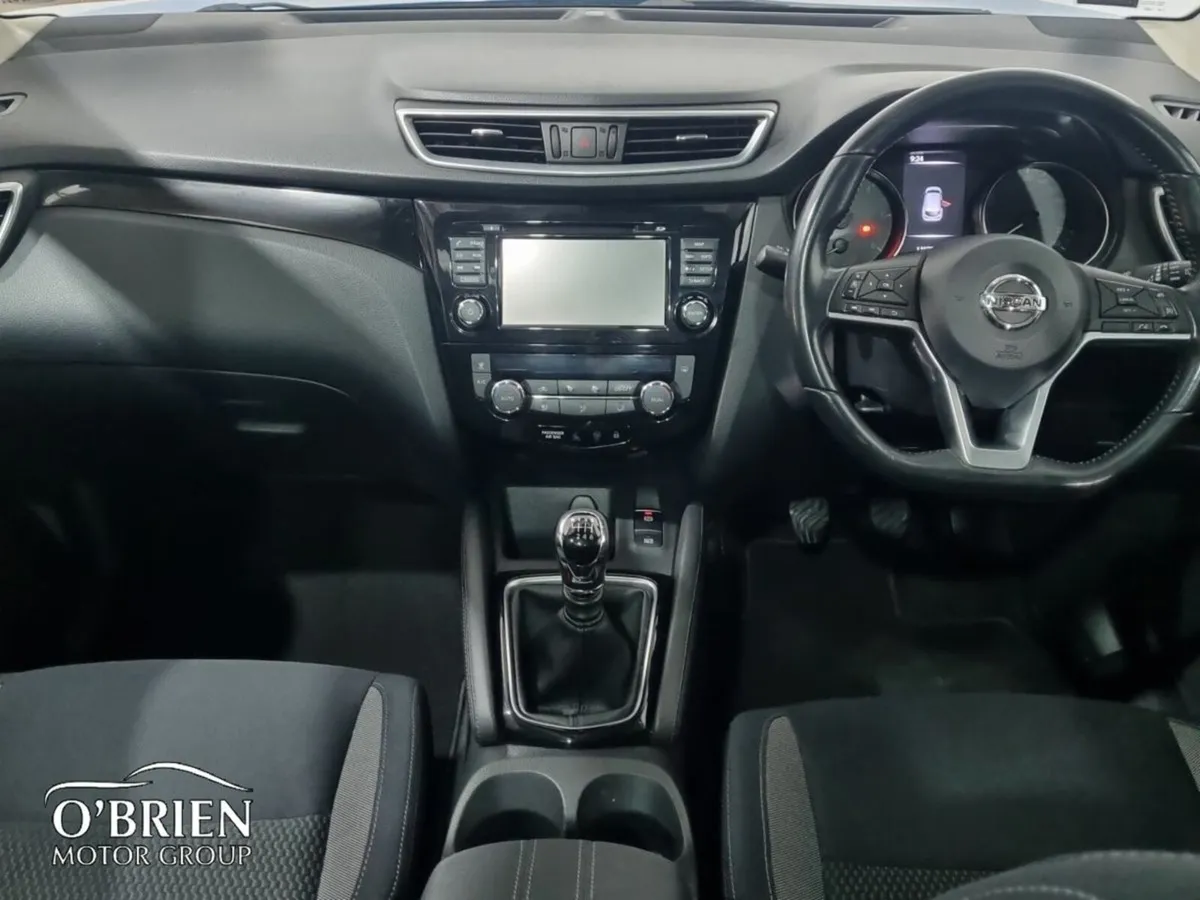 Nissan Qashqai 1.5 DSL SV - Image 2