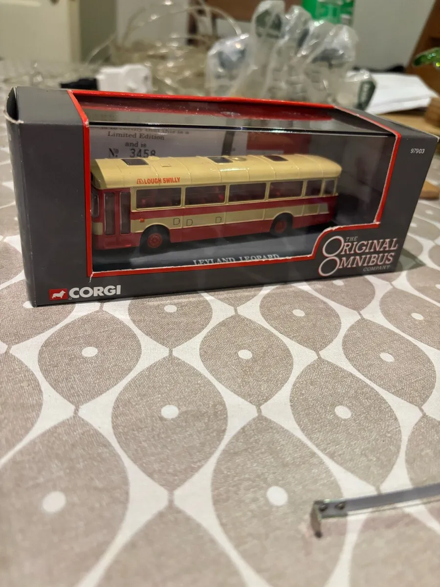 Model of a Lough Swilly bus - Image 3