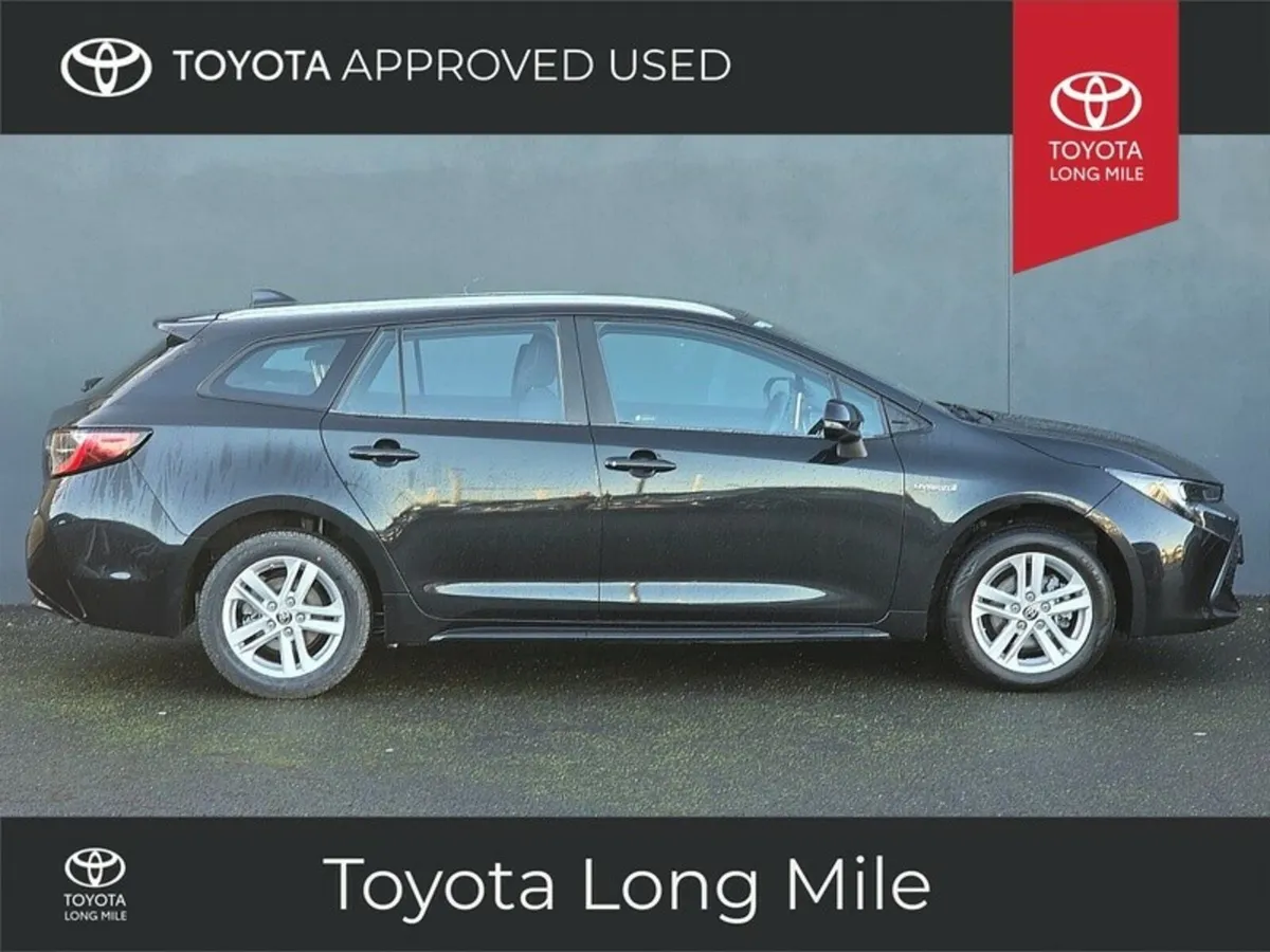 Toyota Corolla 1.8 Hybrid Luna Touring Sport 5dr - Image 4