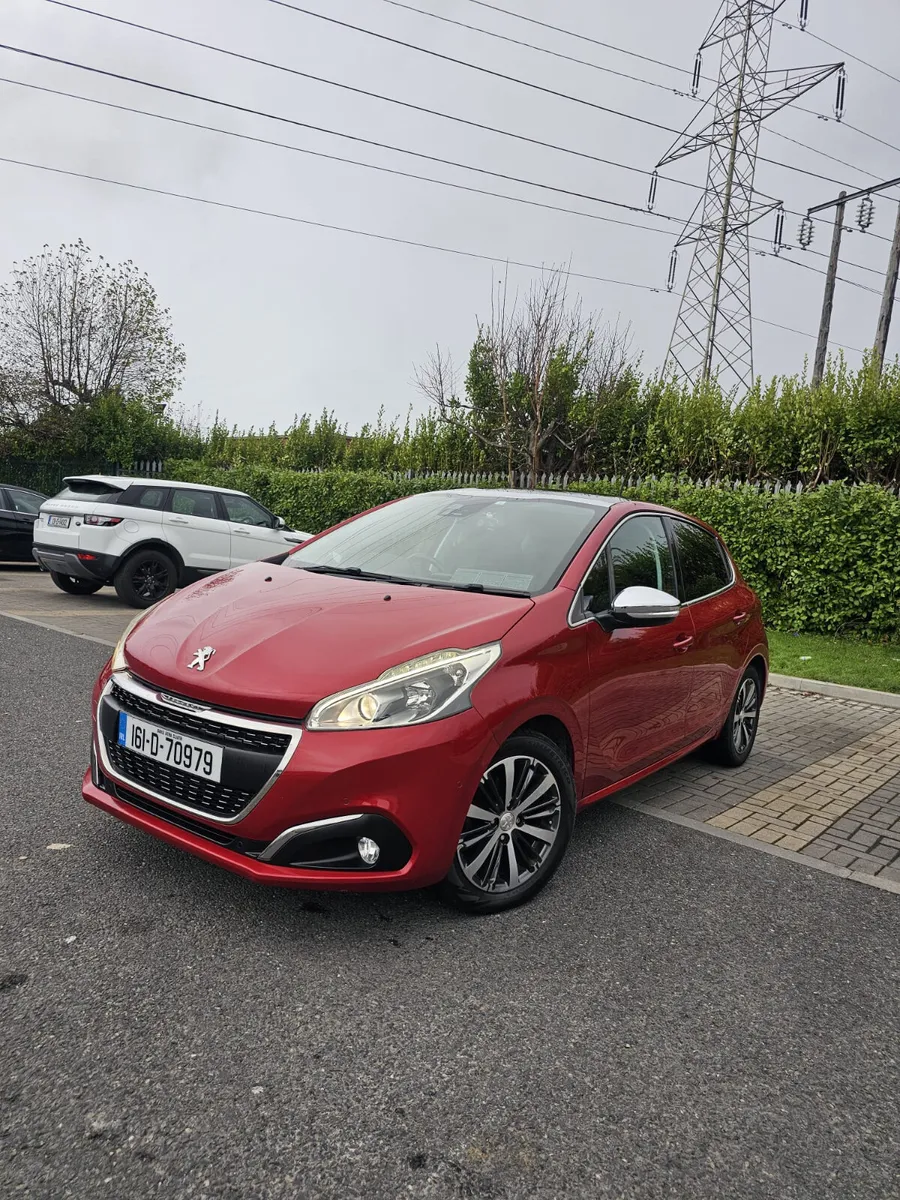 Peugeot 208 2016 Automatic - Image 4