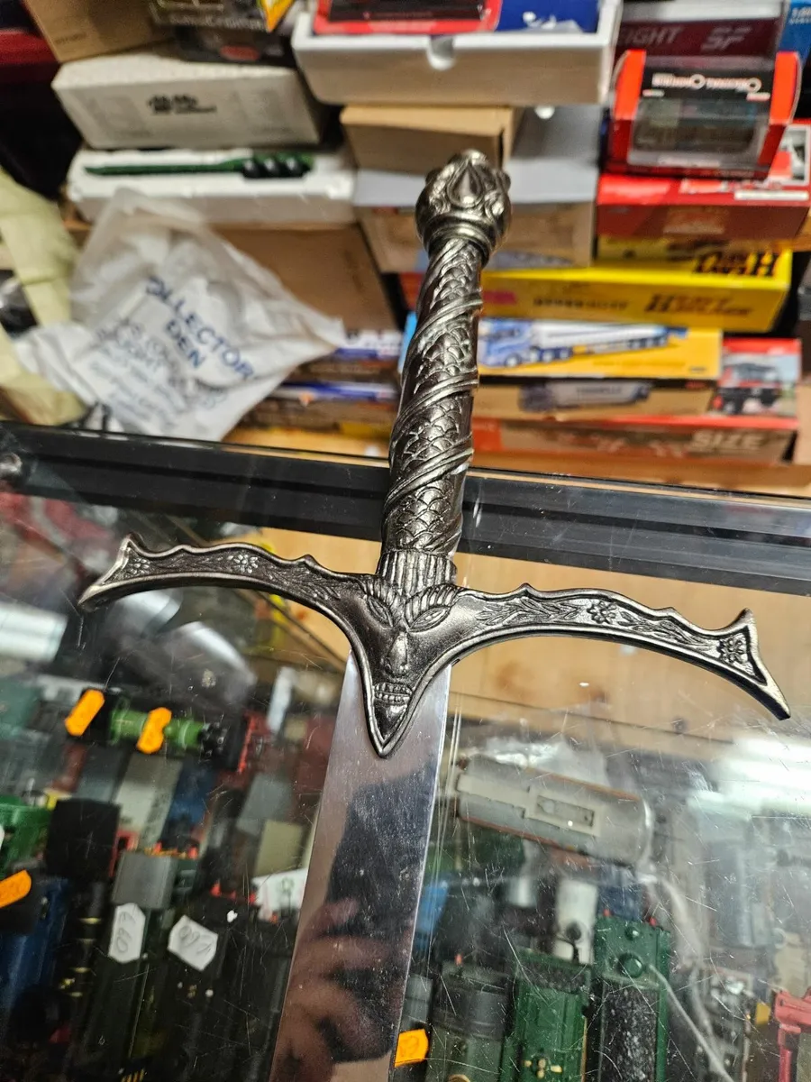 Vintage Looking Sword - Image 2