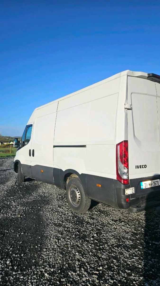 Iveco Daily Business Van - Image 2